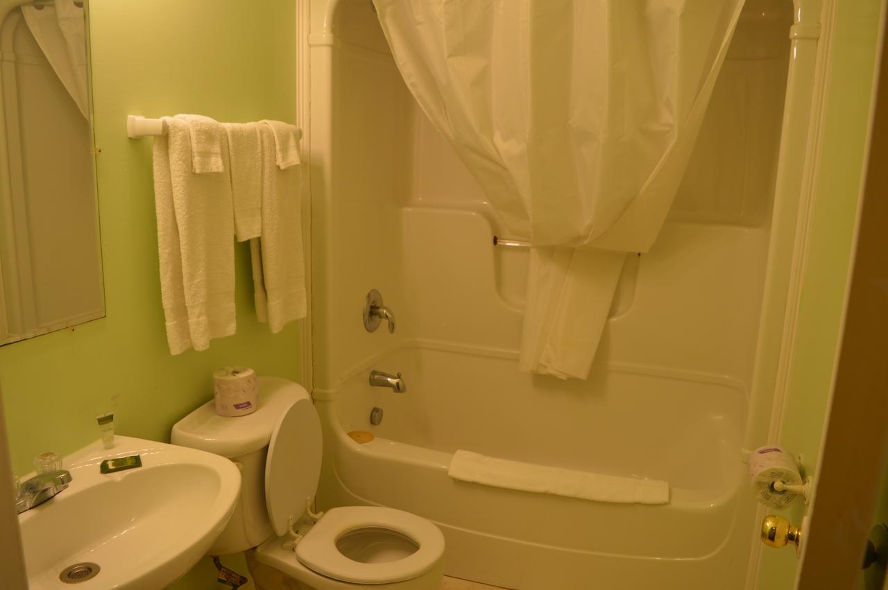 Parkview Motel Гуелф Екстериор снимка