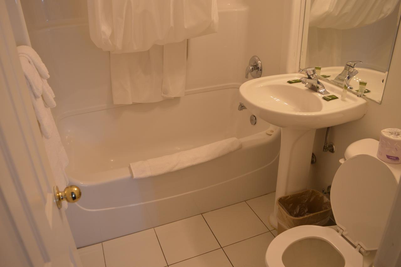 Parkview Motel Гуелф Екстериор снимка